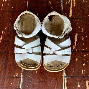 Saltwater Sandals White Size 6 Toddler